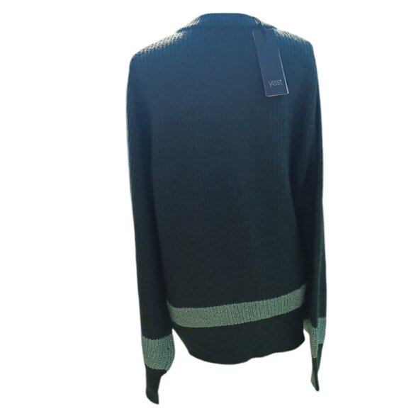 NEW WITH TAGS! Yest 8 Dark Forest Green Button Up Sweater (4454) - Picture 6 of 8